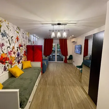 Apartment T1/ Terrasse /proche Centre Lyon *