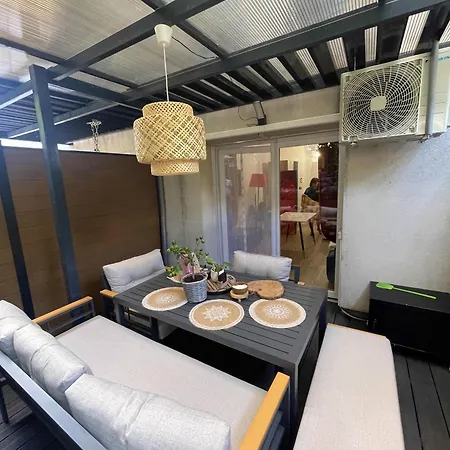 T1/ Terrasse /proche Centre Lyon 아파트 La Mulatiere